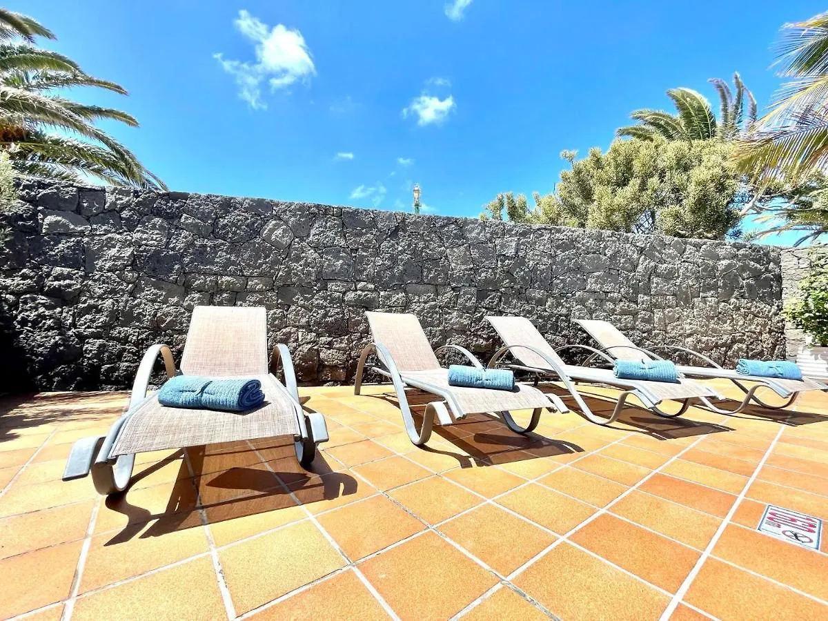 Villas Mamma Mia Pool Heat Private & Jacuzzi Playa Blanca  Spain