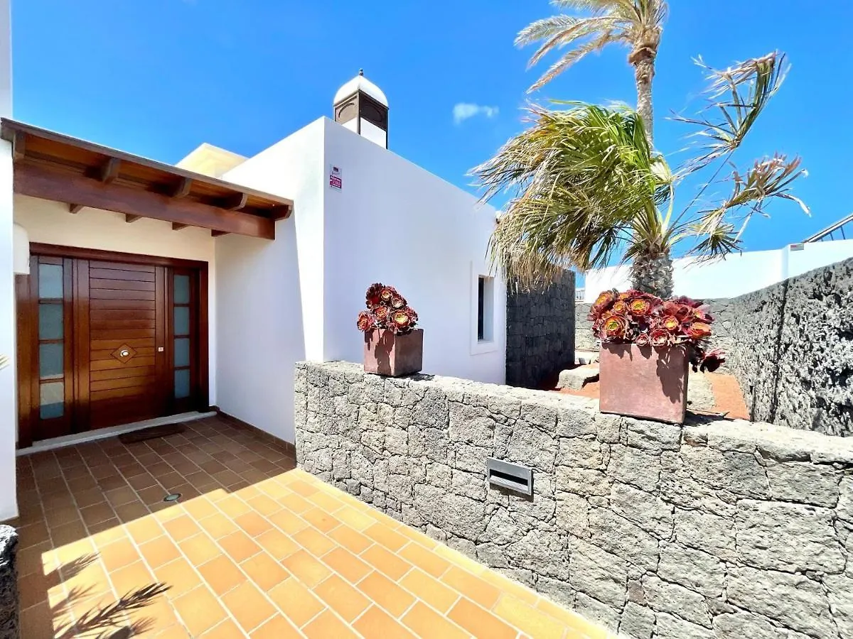 Villas Mamma Mia Pool Heat Private & Jacuzzi Playa Blanca  0*, Playa Blanca (Lanzarote) Spain