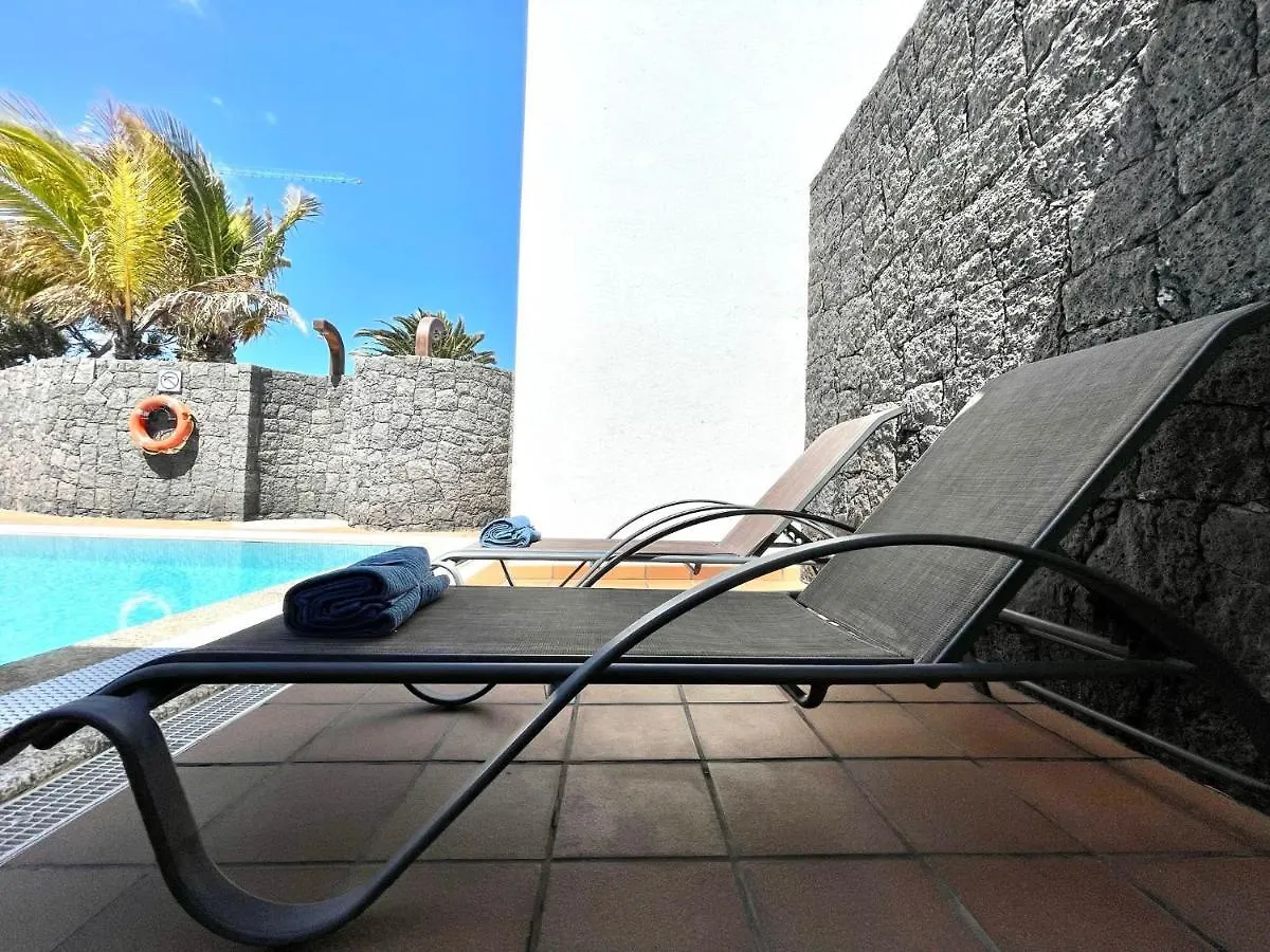Villas Mamma Mia Pool Heat Private & Jacuzzi Playa Blanca  Spain