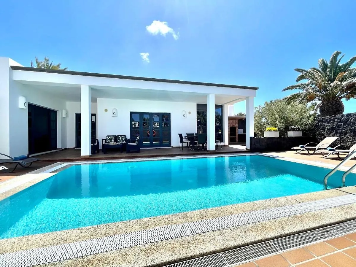 Villas Mamma Mia Pool Heat Private & Jacuzzi Playa Blanca