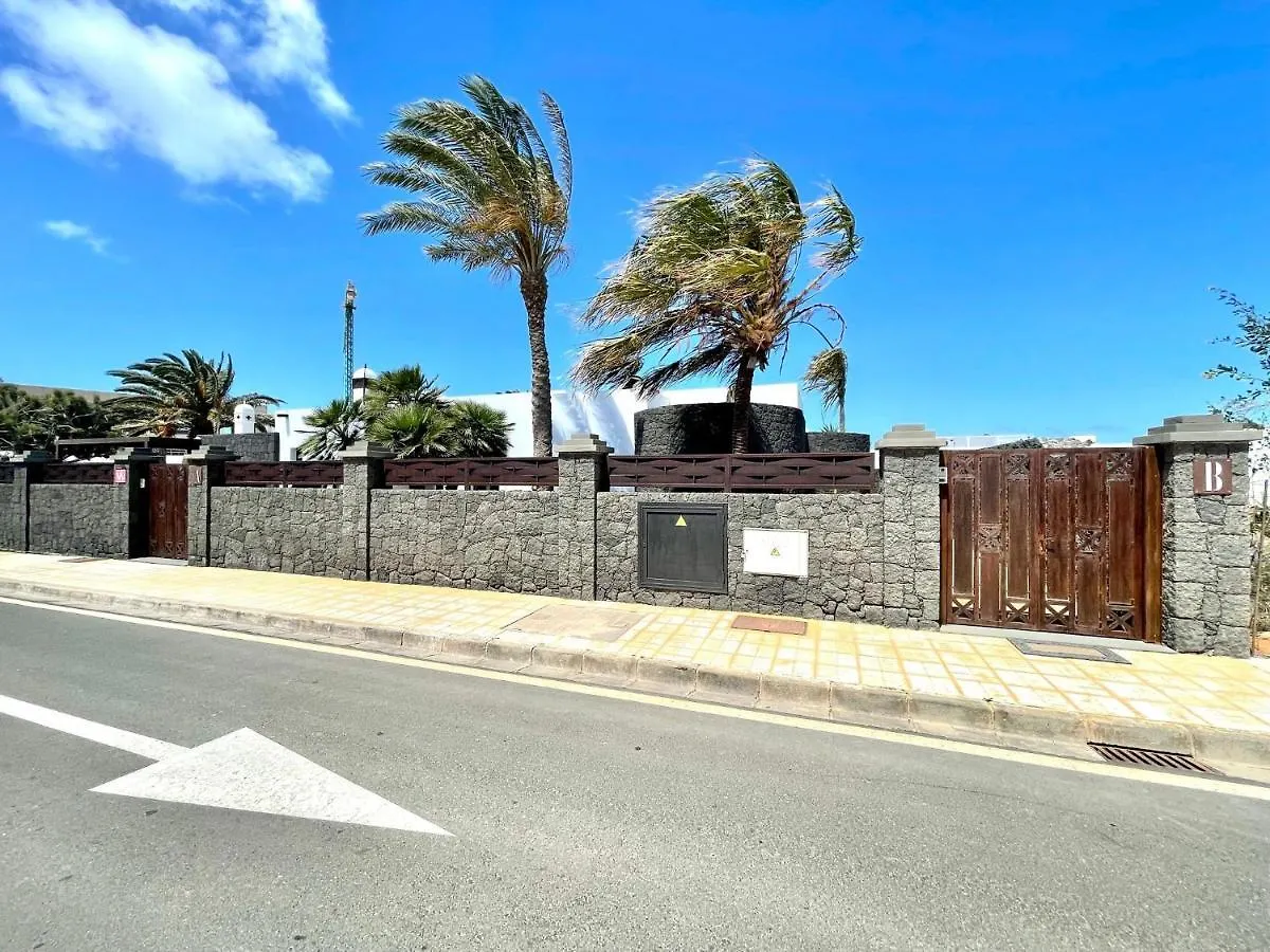 Villas Mamma Mia Pool Heat Private & Jacuzzi Playa Blanca