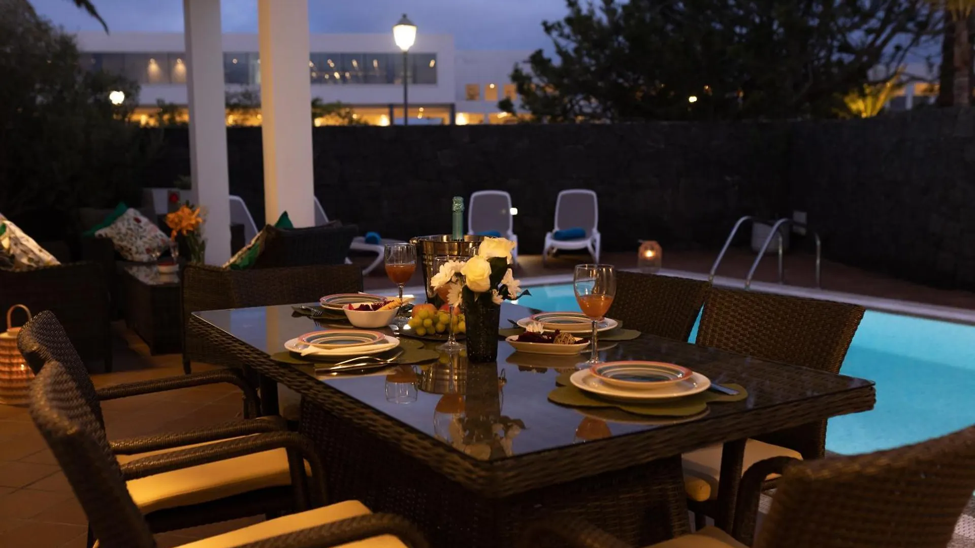 Villas Mamma Mia Pool Heat Private & Jacuzzi Playa Blanca  0*, Playa Blanca (Lanzarote)